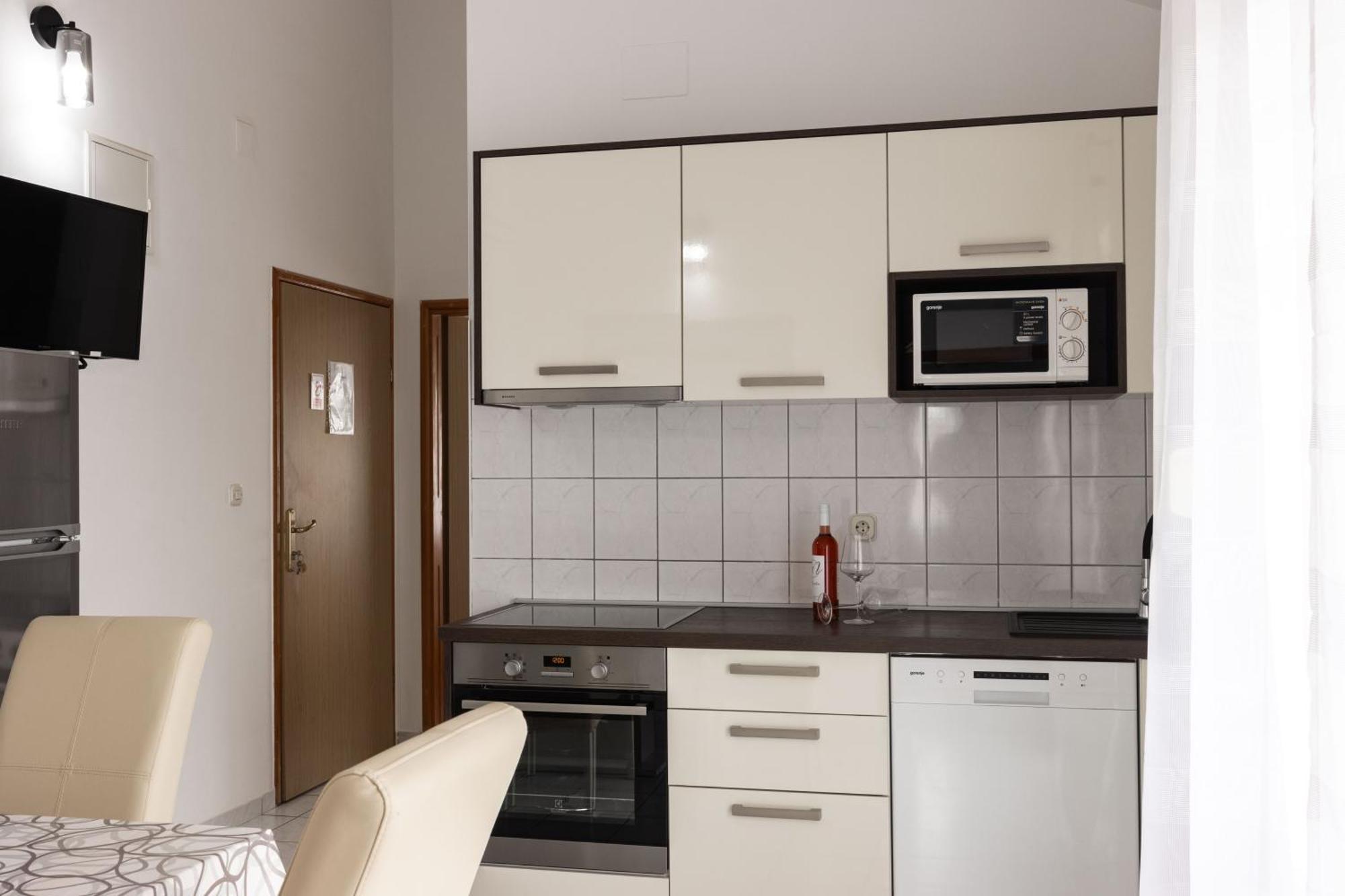 ביוגראד נה מורו Antonela Apartment מראה חיצוני תמונה